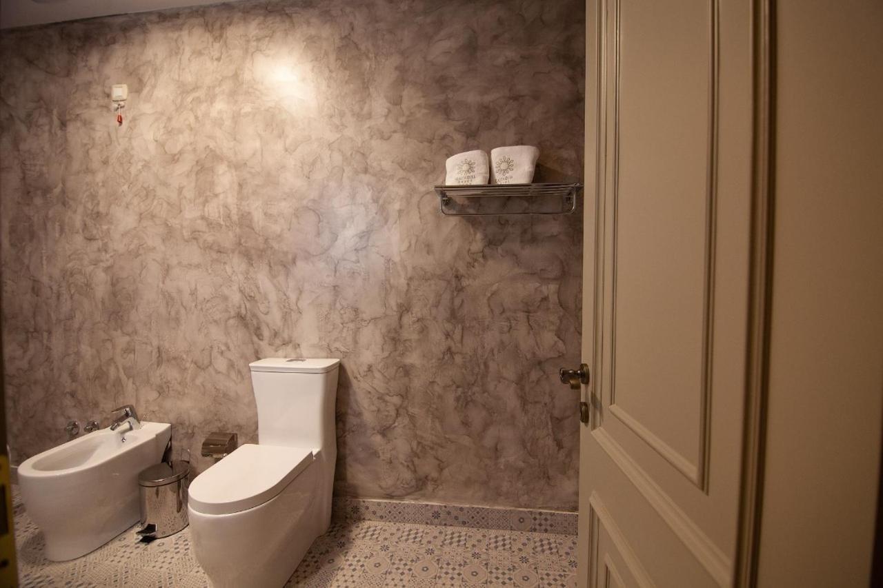 Casta Diva Hotel คอร์เชอ ภายนอก รูปภาพ