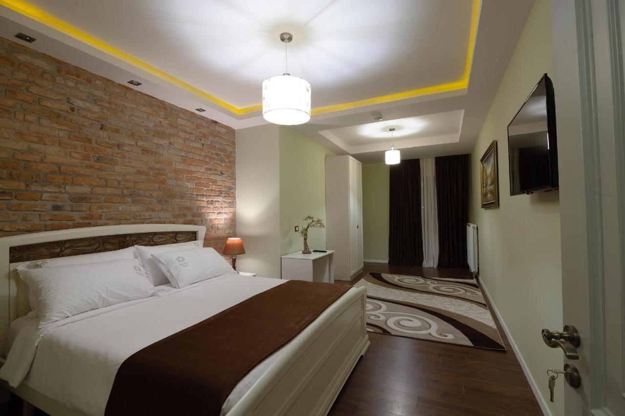 Casta Diva Hotel คอร์เชอ ภายนอก รูปภาพ